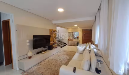 Casa à Venda Planalto Paulista 4 Suítes, 4 Vagas e Piscina, Novinha, 10 x 38