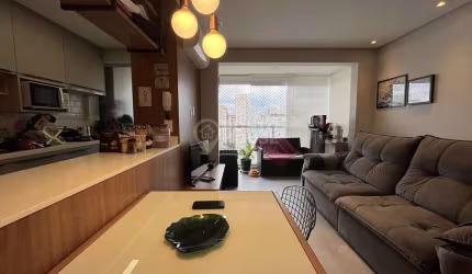 Apartamento à venda, 1 dormitório, 1 suíte, 1 vaga próximo ao metrô Saúde em SP