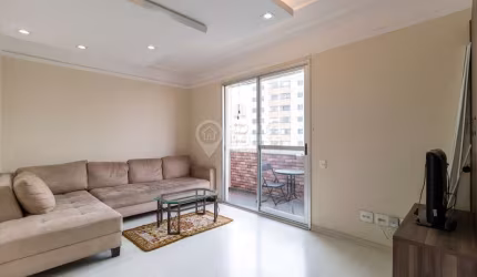 Apartamento à venda no bairro da Vila Gumercindo com 3 dormitórios, 1 suíte e 2 vagas