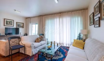 Apartamento à venda Campo Belo 162m², 3 suítes, varanda, 5 banheiros e 3 vagas