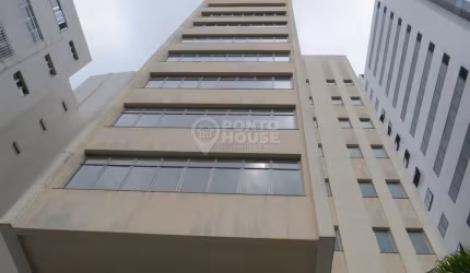 Prédio à Venda no bairro Saúde 8 Andares, 12 Salas, 15 Vagas, Loja e Sobreloja