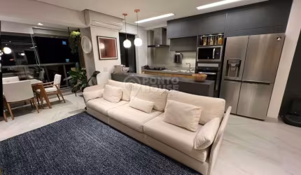 Apartamento com 3 dormitórios 1 suíte e 2 vagas de garagem na Vila Gumercindo