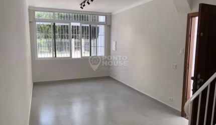 Sobrado à venda na Bosque da Saúde de 83m², 2 dormitórios, 3 banheiros e 1 vaga