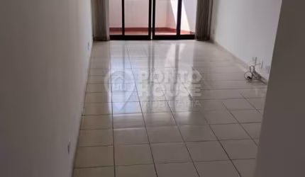 Apartamento à venda bairro Chácara Inglesa 2 dormitórios, 2 banheiros e 2 vagas