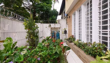 Sobrado à venda e locação bairro Vila Mariana de 400m², 4 dormitórios e 2 vagas