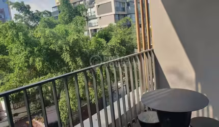 Studio para locação na Vila Mariana de 28m², mobiliado e com varanda