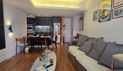 Apartamento à venda no bairro Ipiranga de 68m², 2 dormitórios, 1 suíte e 1 vaga
