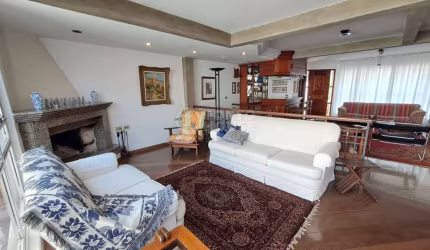 Casa à Venda em Mirandópolis, 4 Dormitórios (2 Suítes), 4 Vagas, Oportunidade