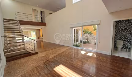 Casa à Venda Planalto Paulista 10 x 39, 3 Suítes, 4 Vagas e Quintal, Exposição
