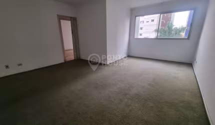 Apartamento à venda na Vila Gumercindo de 2 dormitórios, 1 banheiro e 1 vaga