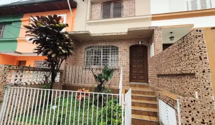 Sobrado de Vila com 1 vaga de garagem  - Próximo da estação Praça da Árvore do metrô.