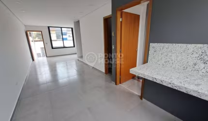 Casa à Venda Vila Guarani, 2 Suítes, 3 Vagas, A 650 Metros do Metrô Conceição