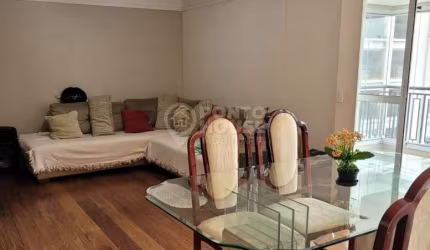 Apartamento à venda na Vila Gumercindo  com 3 suítes, 3 vagas e varanda gourmet