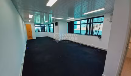 comercial   para locação na Saúde 60m² copa 2 banheiros 1 vaga do lado do metrô.
