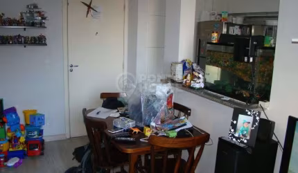 Apartamento à venda no bairro Vila das Mercês de 2 dormitórios e 1 vaga