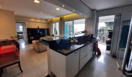 Apartamento à venda 3 dorm, 2 suítes, 2 vagas, varanda gourmet, Vl Gumercindo, vista livre