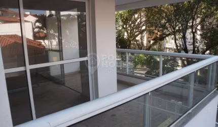 Apartamento à venda no bairro Chácara Inglesa 4 dormitórios, 2 suítes e 2 vagas