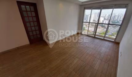 Apartamento à venda e locação no bairro Saúde de 3 dormitórios e 1 vaga