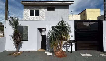 Casa com 3 quartos à venda na Ivo Chiesa, 361, Brazmadeira, Cascavel por R$ 798.000