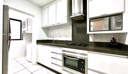 Apartamento com 2 quartos à venda na Primeiro de Maio, 195, Neva, Cascavel por R$ 338.000
