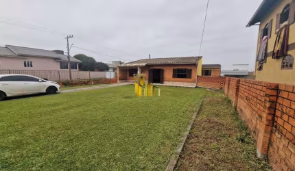 Casa de 3 dormitórios em Içara
