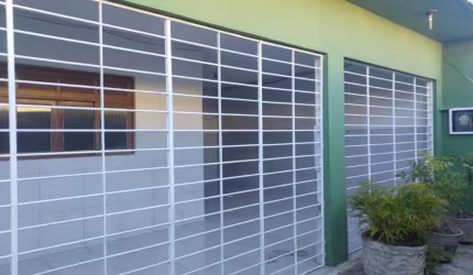 CASA JARDIM ATLÂNTICO, Próximo colégio Santa Emília
