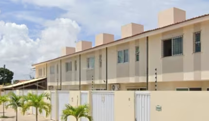 CASA DUPLEX MOBILIADA LUXO