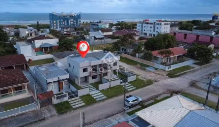 Sobrado novo 3 dormitórios próximo da  praia