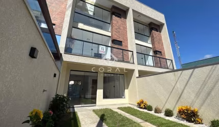 Triplex próximo do mar 3 suítes e piscina
