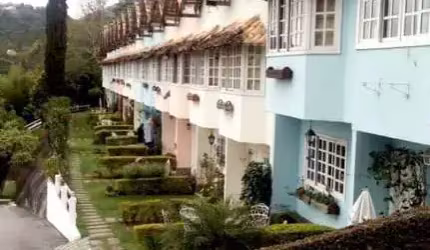 CASA COM 3 DORMITÓRIOS À VENDA, 90 M² POR R$ 410.000,00 - CASCATA GUARANI - TERESÓPOLIS/RJ