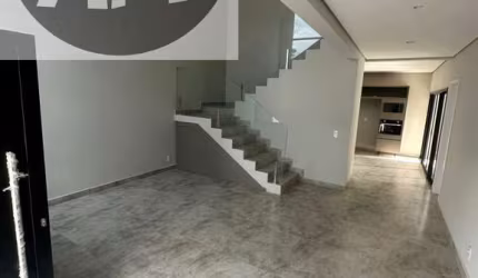 Casa com 3 suítes em condomínio fechado no Morumbi