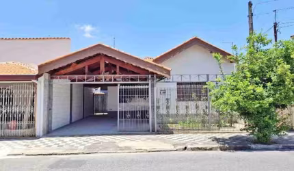 Casa com 3 quartos à venda na Rua Luiz Simon, 370, Jardim Paraíba, Jacareí, 183 m2 por R$ 590.000