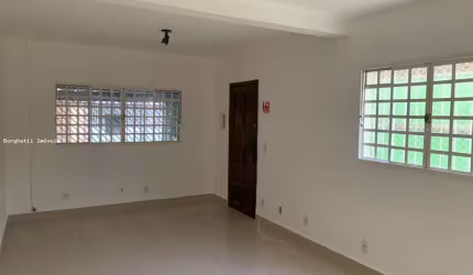 Casa para Locação em São Paulo, Jardim Monte kemel, 3 dormitórios, 2 banheiros, 2 vagas