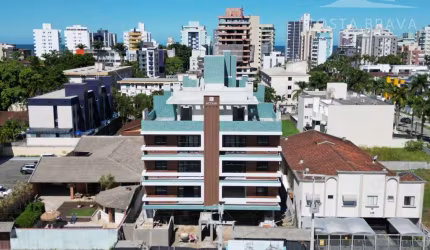 Ap localizado à poucas quadras do melhor ponto de Caiobá