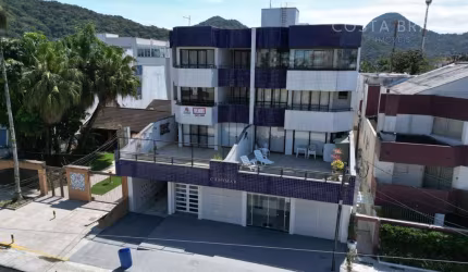 Apartamento localizado no coração de Caiobá!