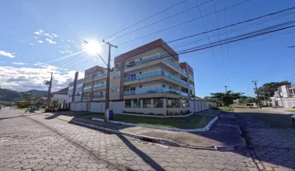 Cobertura linear com amplo terraço, nova!