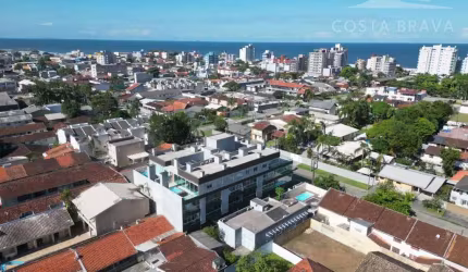 Cobertura exclusiva na Praia Brava!