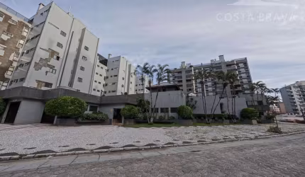 Apartamento em Caioba  -  Matinhos