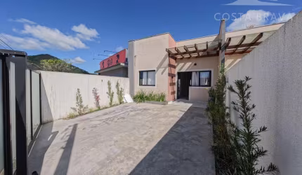 Casa em Bom Retiro  -  Matinhos