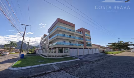 Cobertura linear com amplo terraço, nova!