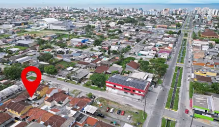 Sobrado em Tabuleiro  -  Matinhos