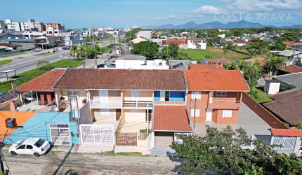Apartamento em Costa Azul  -  Matinhos