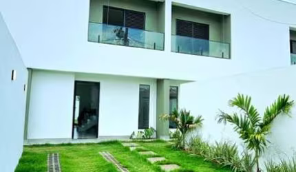Casa para Venda em Uberlândia, Shopping Park, 2 dormitórios, 2 suítes, 3 banheiros, 4 vagas
