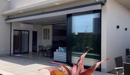 Casa para Venda em Uberlândia, Jardim Sul, 4 dormitórios, 4 suítes, 5 banheiros, 4 vagas