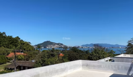 CASA 3 SUITES EM CONDOMINIO EM CACUPÉ- ENTREGA EM MARÇO.25