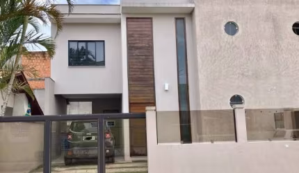 SOBRADO MOBILIADO EM VARGEM DO BOM JESUS – UM INVESTIMENTO PRONTO PARA LUCRAR!