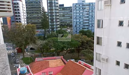 Apartamento com 3 quartos, Centro, Florianópolis - R$ 588 mil, Cod: 1557