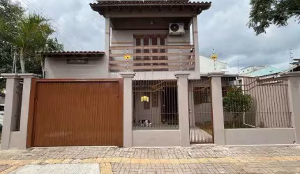 Sobrado com 3 dormitórios Reformada