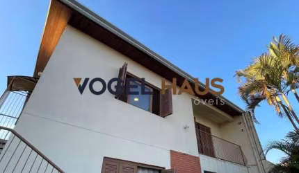 Casa Sobrado à venda no Centro de Esteio - Oportunidade única!
