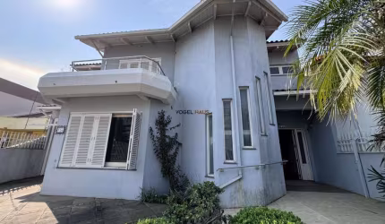 Casa Sobrado de alto Padrão no Bairro Jardim do Lago